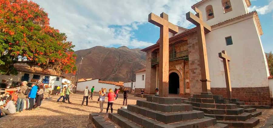 Puno: Full-Day Route of the Sun Tour to Cusco with Lunch - Raqchi and the 15-meter Temple of Wiracocha
