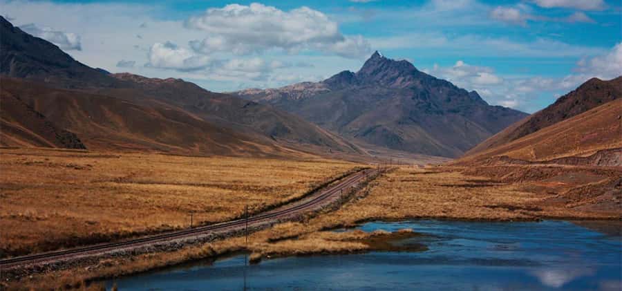 Puno: Full-Day Route of the Sun Tour to Cusco with Lunch - Pucará and the first Andean civilization