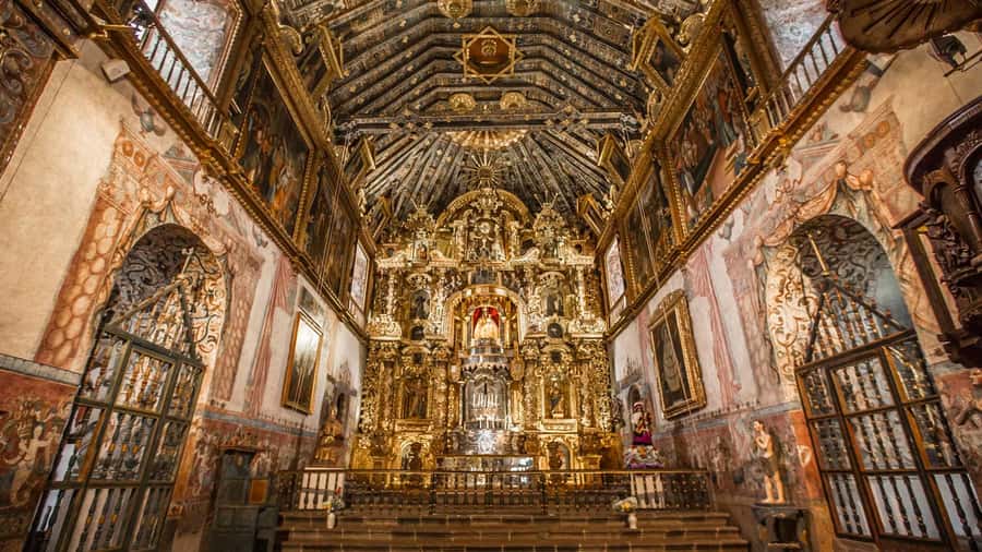 Puno: Route Of The Sun to Cusco with Lunch and Ticket Option - Buffet Lunch and a Needed Midday Break