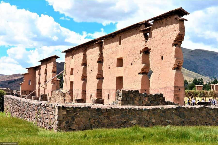 Puno: Route Of The Sun to Cusco with Lunch and Ticket Option - Andahuaylillas and San Pedro Apóstol