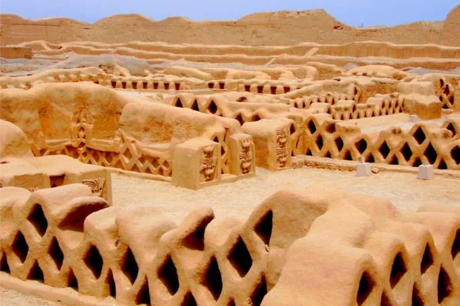 Pyramids of the Sun and the Moon, Huanchaco and Chan Chan - What the $65 price really gets you