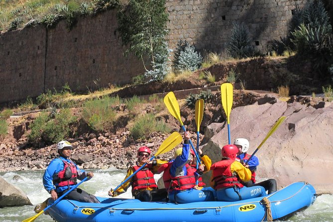 Rafting & Zip line Urubamba River 1 Day - Lunch, Showers, and the Sauna