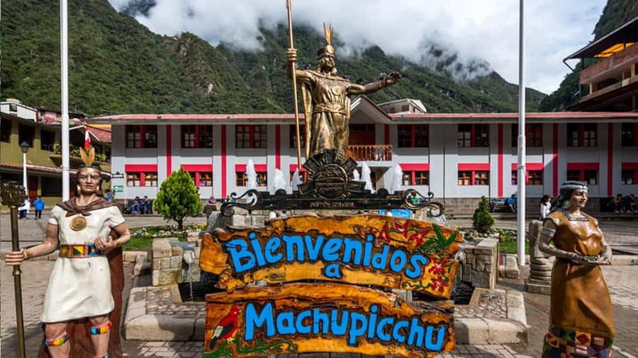 Rainbow Mountain tour and Machu Picchu tour by train - Inside Machu Picchu with a guide