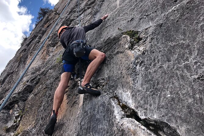Rock Climbing full day - Views over Cusco, with real local surroundings