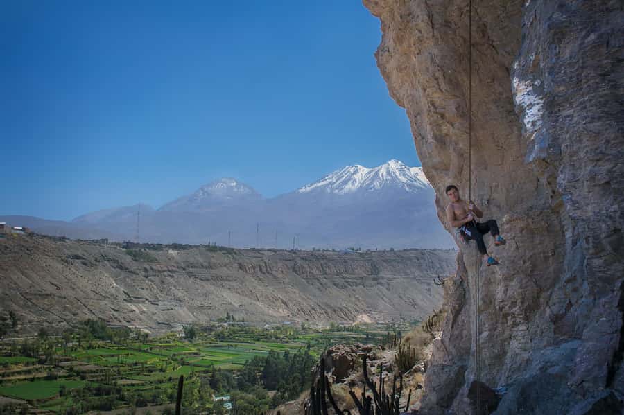 Rock Climbing in Arequipa, Perú - Returning to the city around 2:00pm