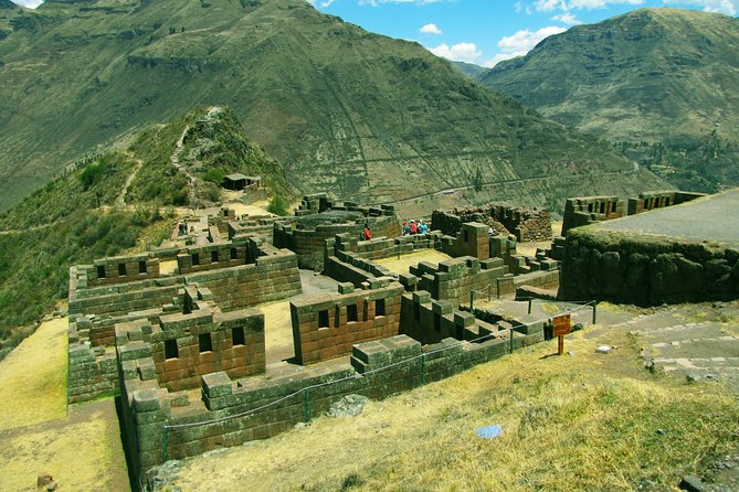 Sacred Valley and Machu Picchu 2-day Tour - The Vilcanota River drive to Urubamba