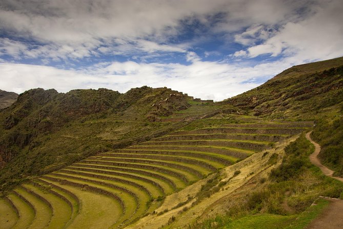 Sacred Valley and Machu Picchu Tour in 2 days with Peru Vip - Is $491.29 a good value?