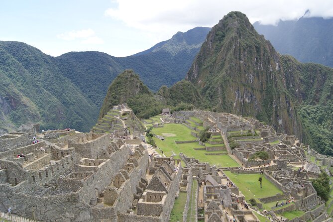Sacred Valley, Machupicchu and Rainbow Mountain Tour / 3 Days - Transport and group size: convenient, but ask questions
