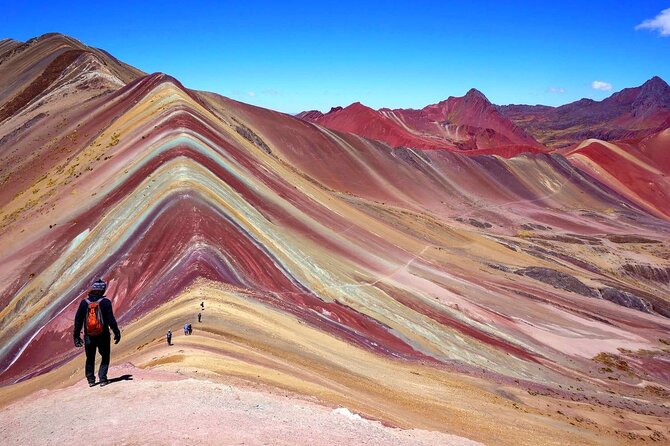 Sacred Valley, Machupicchu and Rainbow Mountain Tour / 3 Days - Day One: Chinchero opens the Sacred Valley route