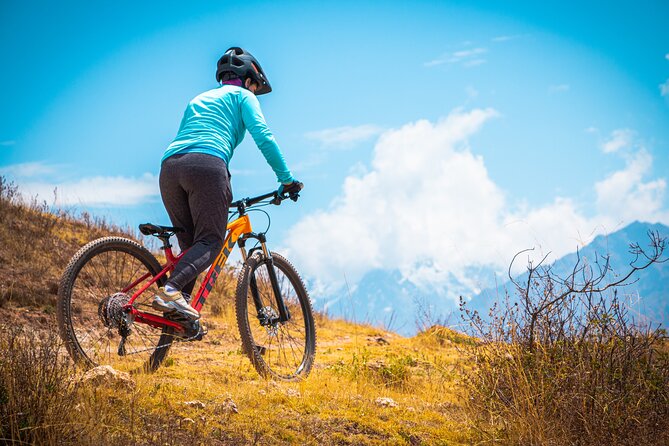 Sacred Valley Maras Moray Private Bike Tour from Cusco - A short pause at Huaypo Lagoon