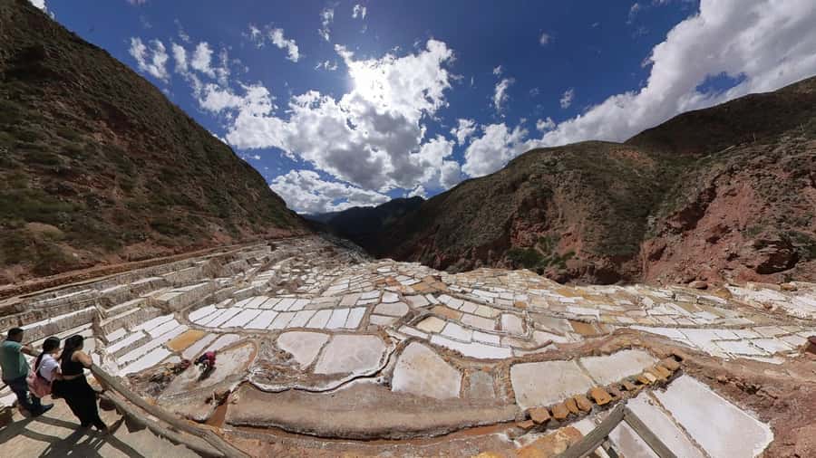 Sacred valley MorayMaras Chinchero Ollantaytambo pisaq 1 day - Chinchero: colonial walls and local craft