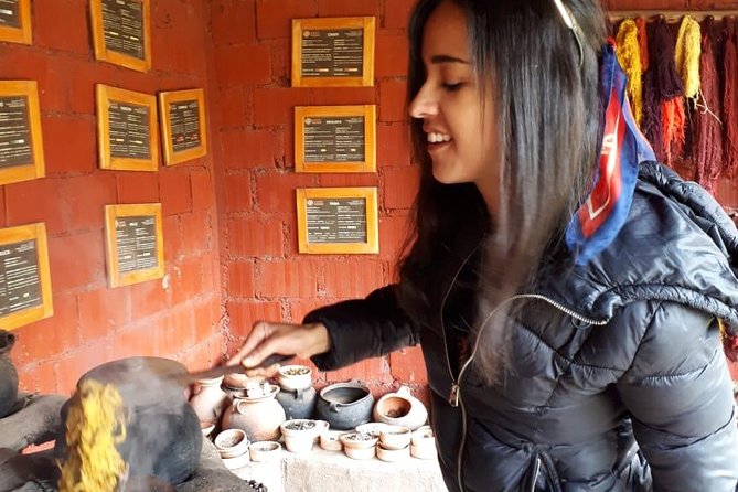 Sacred Valley Textile Workshop – Dyeing & Weaving in Cusco - Walking for leaves, herbs, and natural color