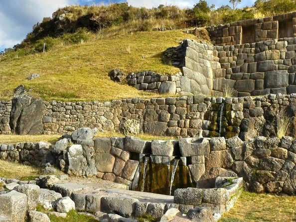 Sacsayhuaman Temple, Tambomachay and Puca Pucara Half-Day Tour - Puca Pucara: red fortress above the road