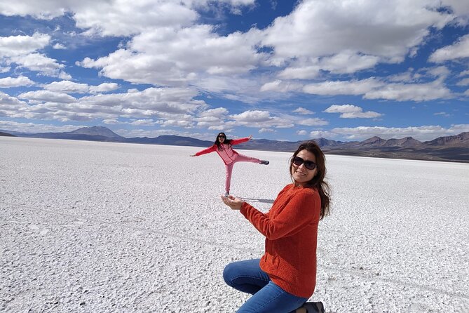 Salar de Salinas Adventure from Arequipa from 6:00am to 1:30pm - Crossing the high country near El Simbral