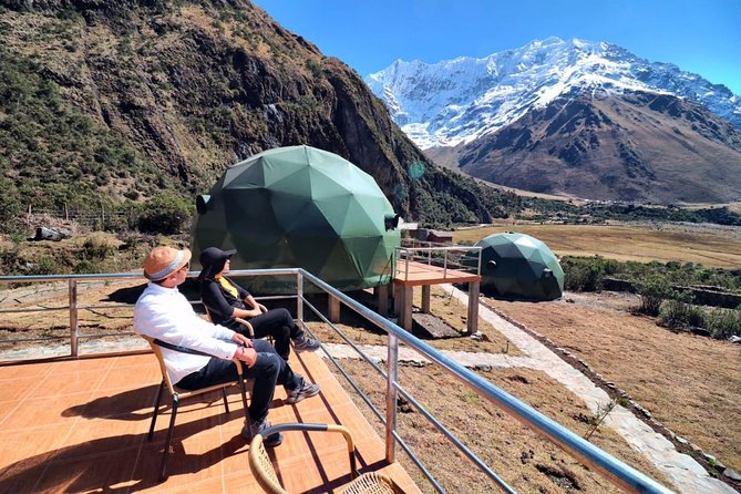 Salkantay Trek 4 Days to Machu Picchu by Glamping Sky Lodge Dome - Day 1: Mollepata to Soraypampa and the first cold night