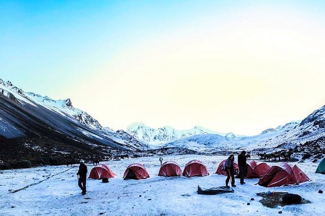 Salkantay Trek Premium 5D/4N - Day 1: Humantay Lake at 4,200 meters