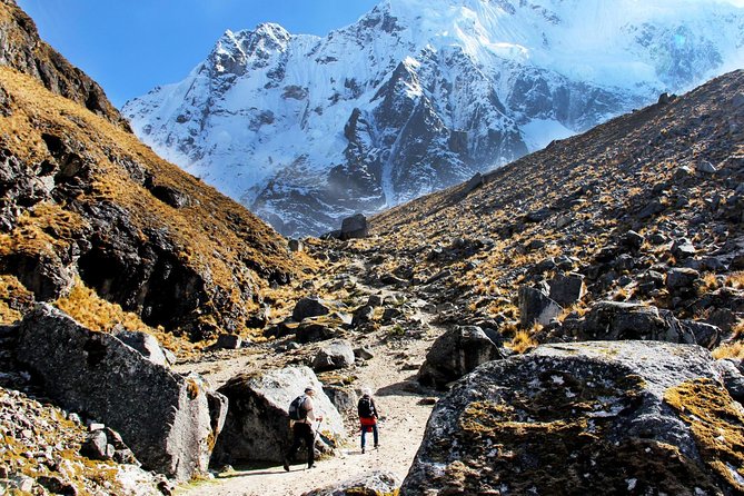 Salkantay Trek to Machu Picchu in 4 days - Day three: coffee, plantations, and the Urubamba River