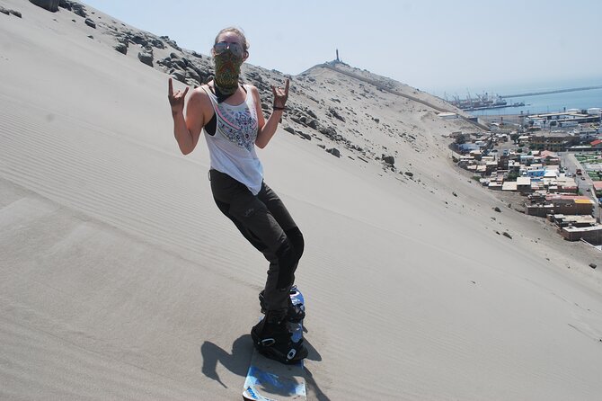 Sandboarding in Salaverry Trujillo - The 4:00 pm meeting and first climb