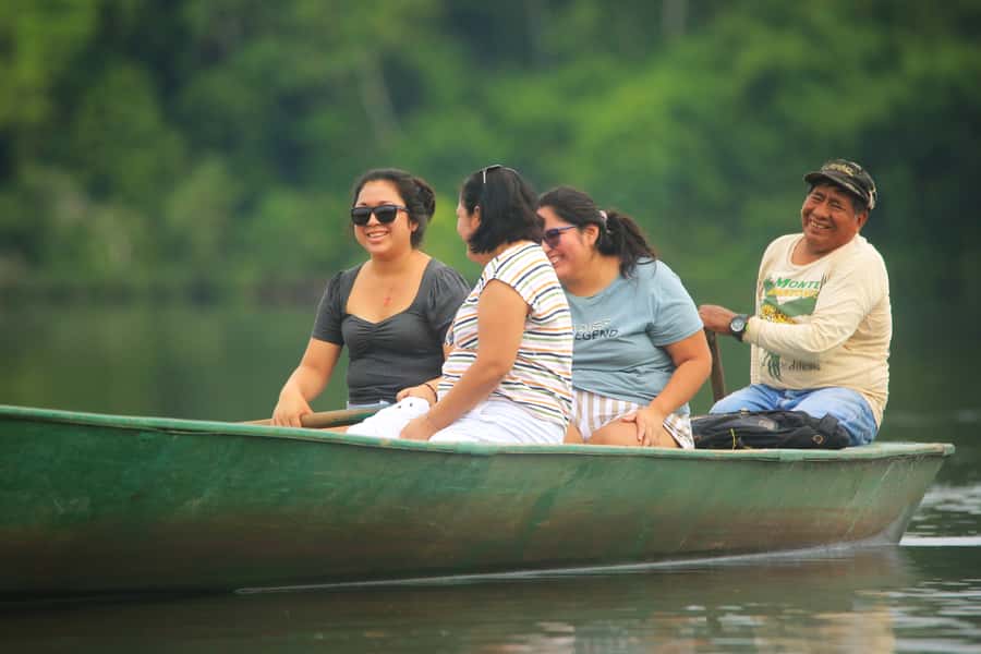 Sandoval lake 2 Days / 1 Night - Reaching the rainforest lodge