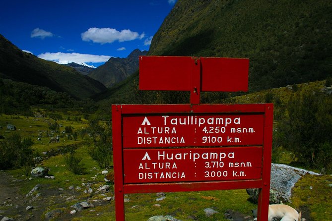 Santa Cruz 4 Days Trek - Food, water, and camp equipment