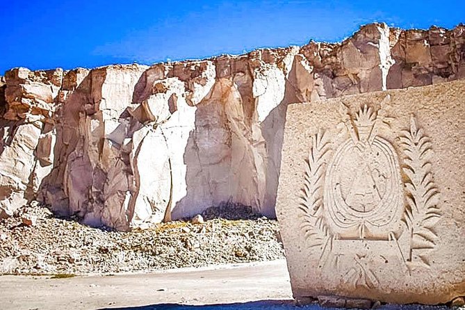 Sillar Route In Arequipa + Viewpoint of the Volcanoes - Heat, rain, and the right clothing