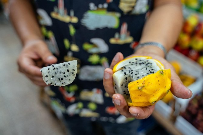The 10 Tastings of Lima With Locals: Private Street Food Tour - The Historic Center and Peru’s Oldest Bar