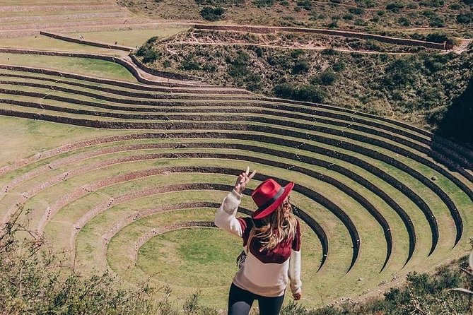 Tour 7 days: Cusco Sacred Valley Maras Moray Mountain of Colors Humantay Lagoon - Day 1: Cusco’s cathedral and the Inca foundations