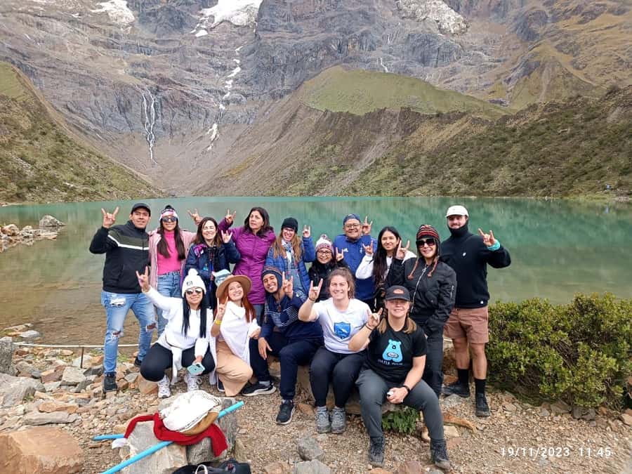 Tour Humantay Lake in Cusco + Breakfast and lunch - Three hours beside the lake and the Salkantay view