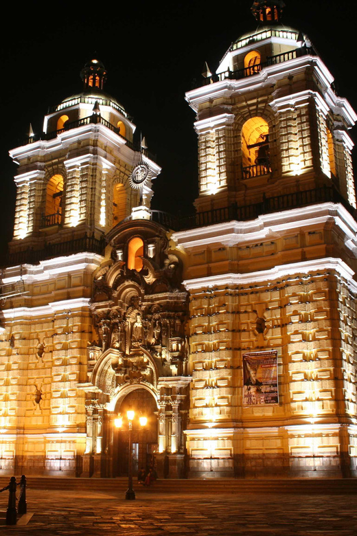 Tour of Lima with a visit to the catacombs of San Francisco. - Plaza Mayor and Lima’s grandest buildings
