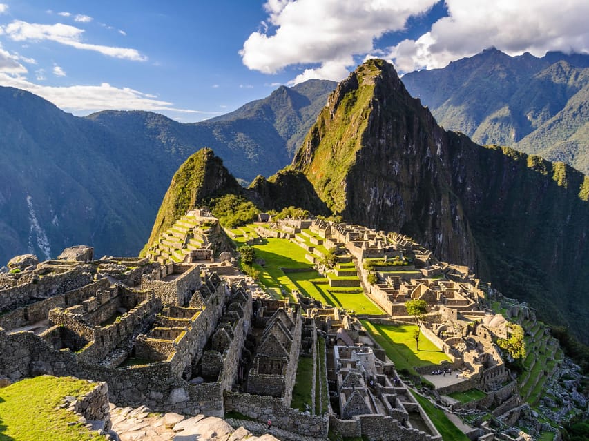 TOUR TO MACHU PICCHU FULL DAY BY TRAIN – The Best Adventure - The 30-minute bus ride to Machu Picchu