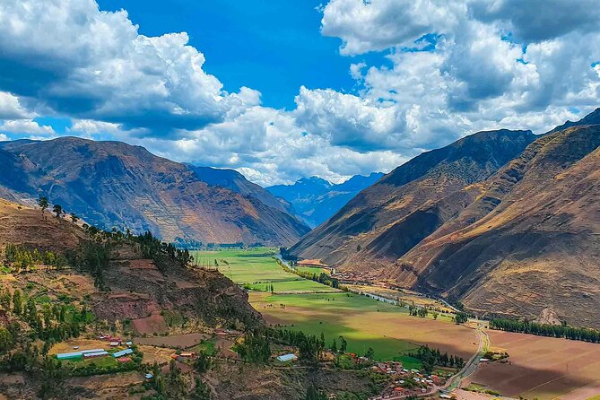 Transfer from Cusco Airport to Sacred Valley hotels - Price and value at about $31 per person