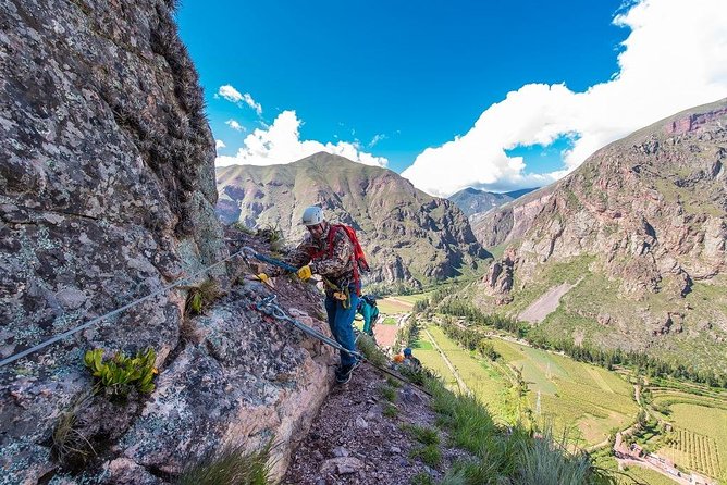 Via Ferrata & Zip Line at the Sacred Valley with lunch - Why the guides matter here