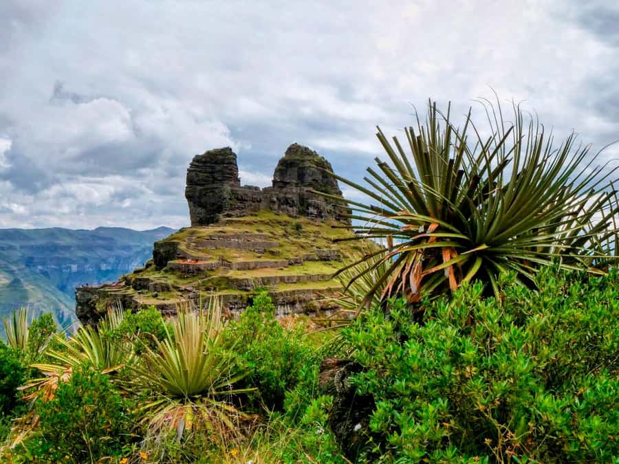 "Waqra Pucara, The Majestic Fortress Revealing Secrets of the Andes". - Key points before you book