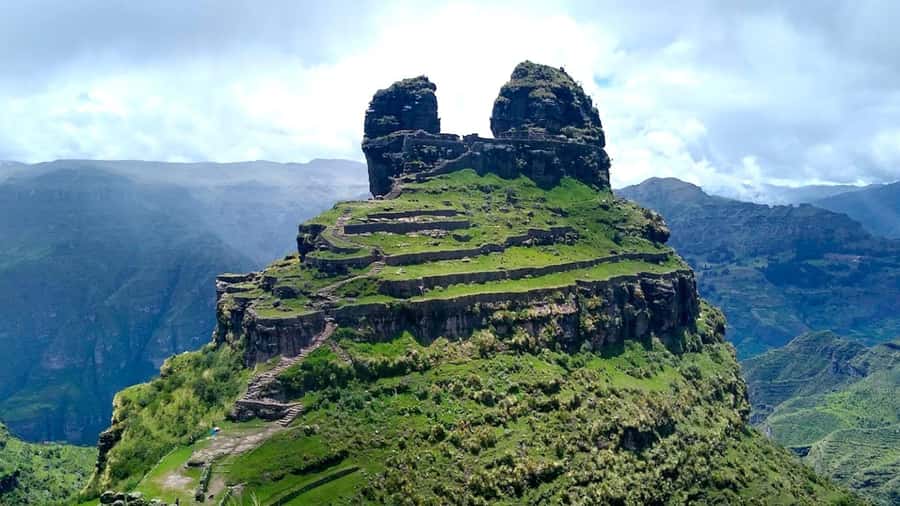 "Waqra Pucara, The Majestic Fortress Revealing Secrets of the Andes". - Why Waqra Pukara feels different from Cusco’s better-known ruins