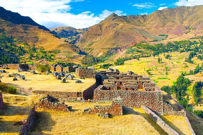 Wonders of the Sacred Valley VIP! Tour Full day with Food - Pisac market and mountain views